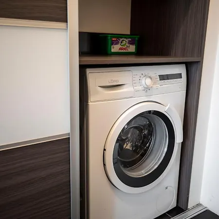 Appartement Alure Residences 14 & 24h Self Check-in, Private Parking In Front Of The Building Included, New Building, Center Banská Bystrica