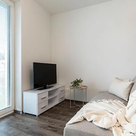 Apartment Alure Residences 14 & 24h Self Check-in, Private Parking In Front Of The Building Included, New Building, Center *